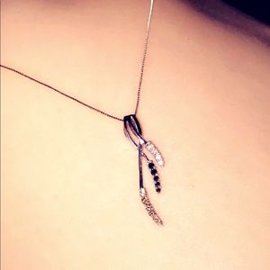 Beautiful necklace!